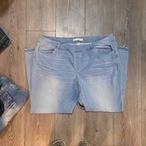 Women's Light Blue Jeans